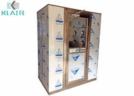 Contamination Control Cleanroom Air Shower Dengan Konstruksi Material Yang Berbeda